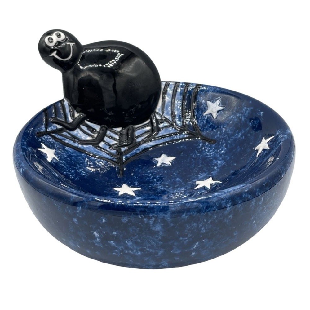 Super Cute & Whimsical Halloween Ceramic 7" Candy Dish Bowl Spider w/Web & Stars - Picture 3 of 6